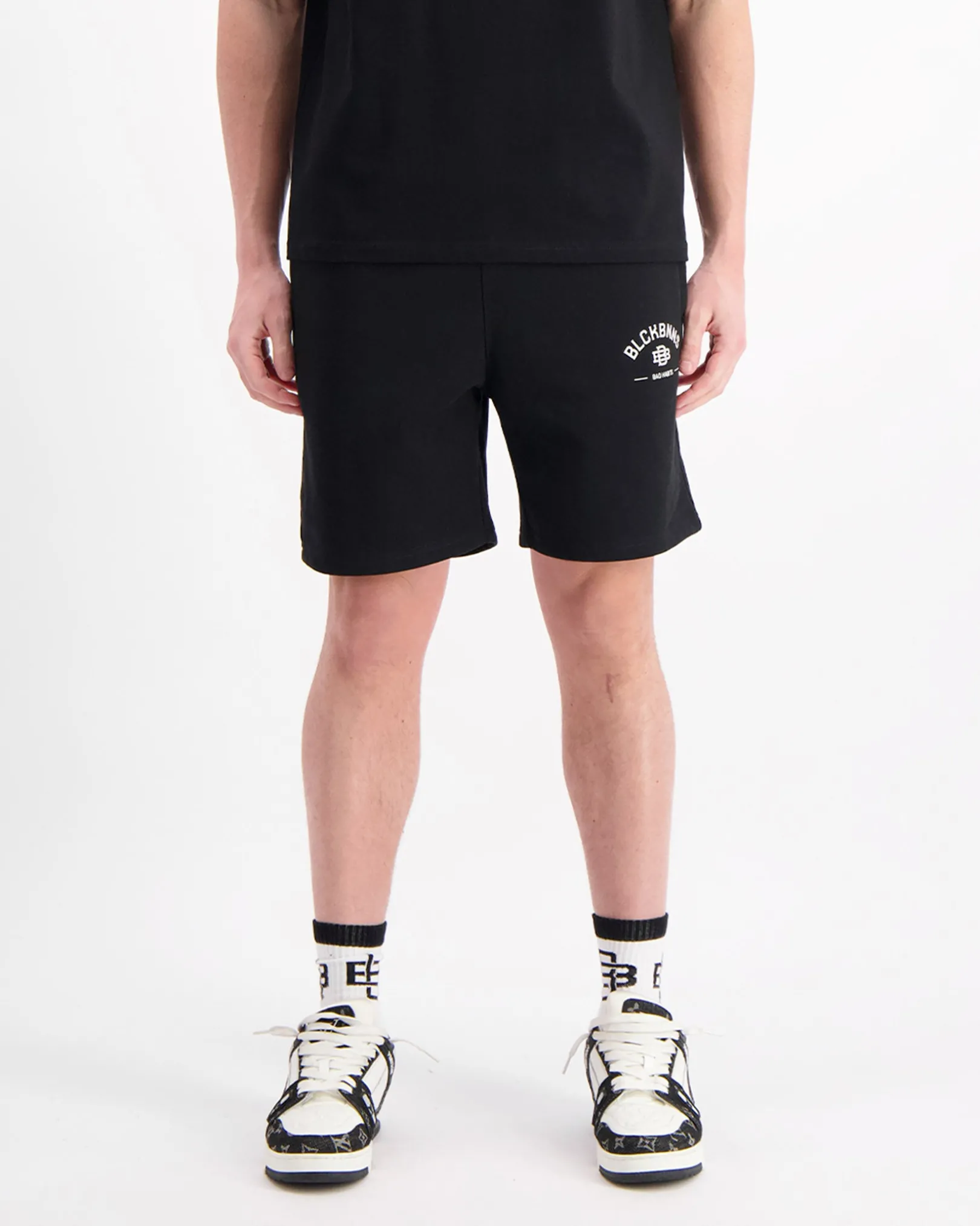 BAD HABITS SWEATSHORTS | Zwart