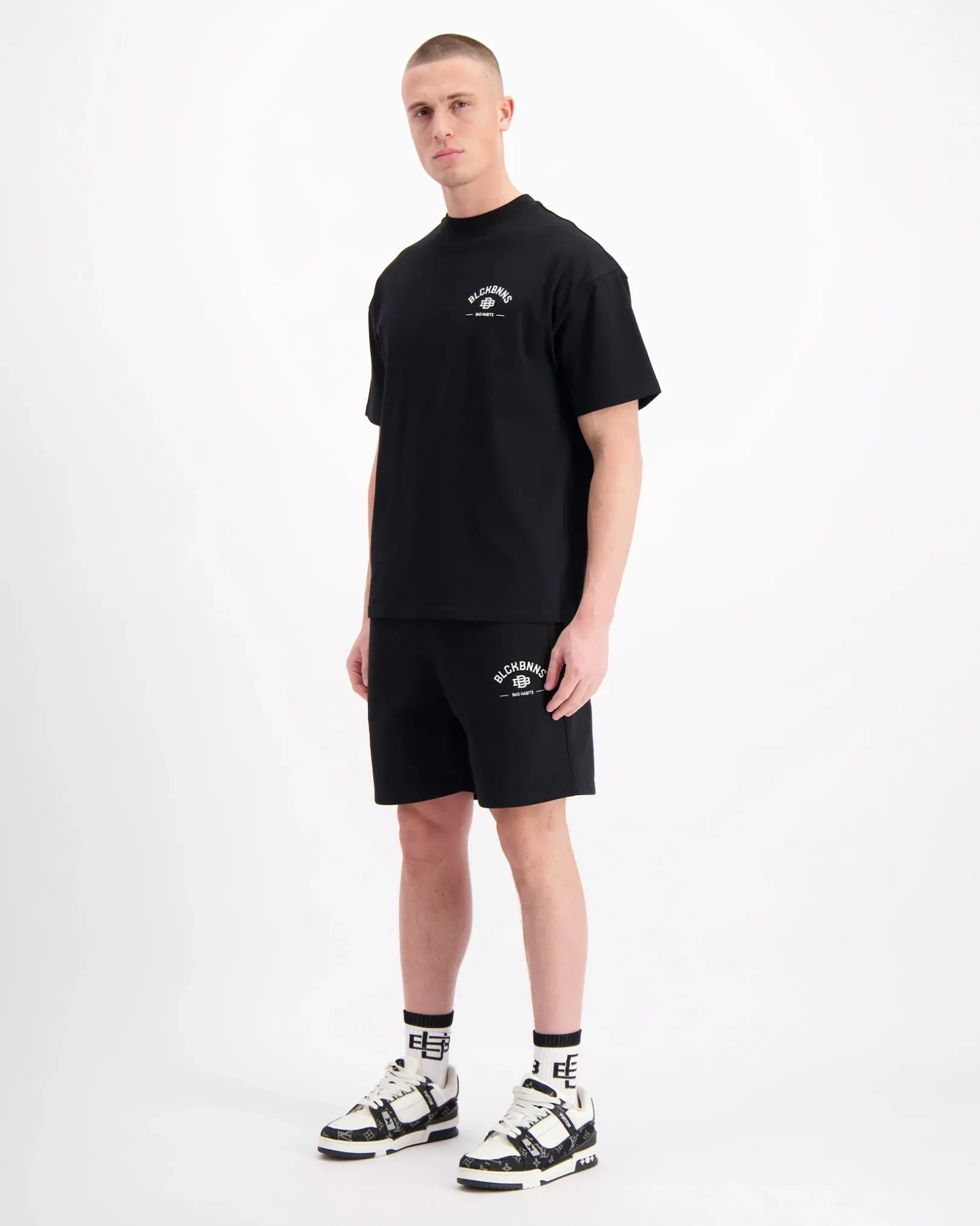 BAD HABITS T-SHIRT | Zwart