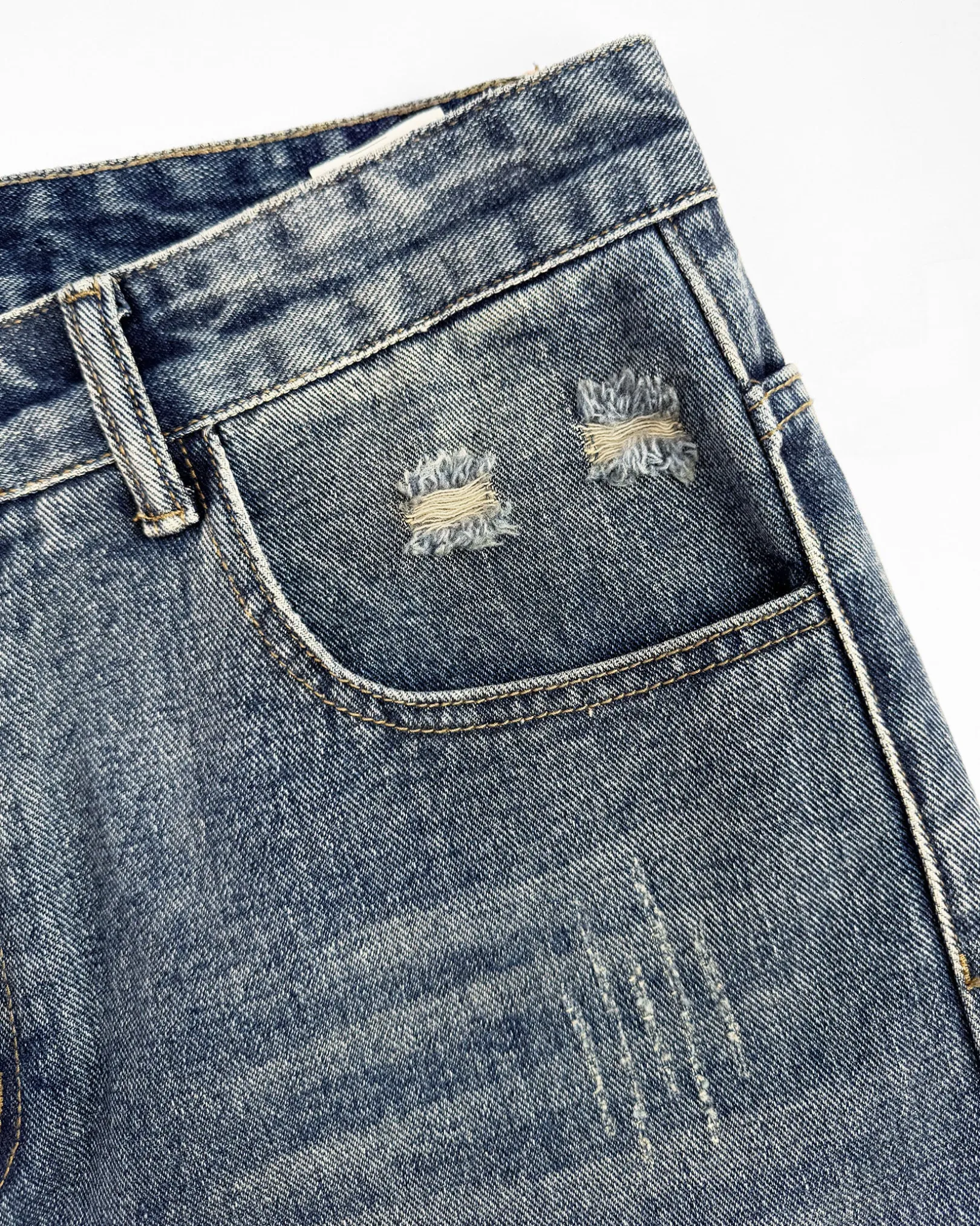 DISTRESSED DENIM SHORTS | Blauw