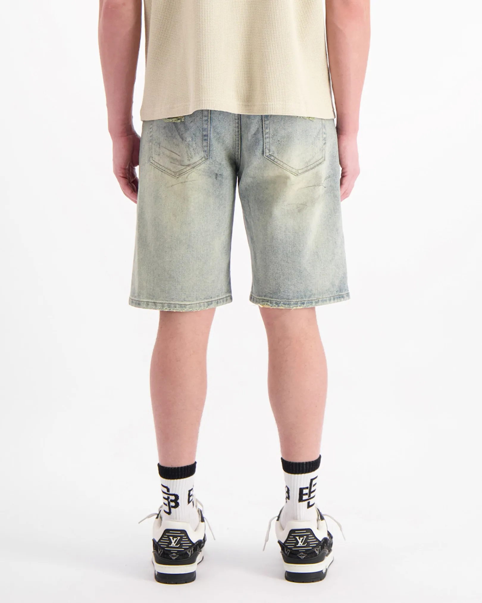 DISTRESSED DENIM SHORTS | Lichtblauw
