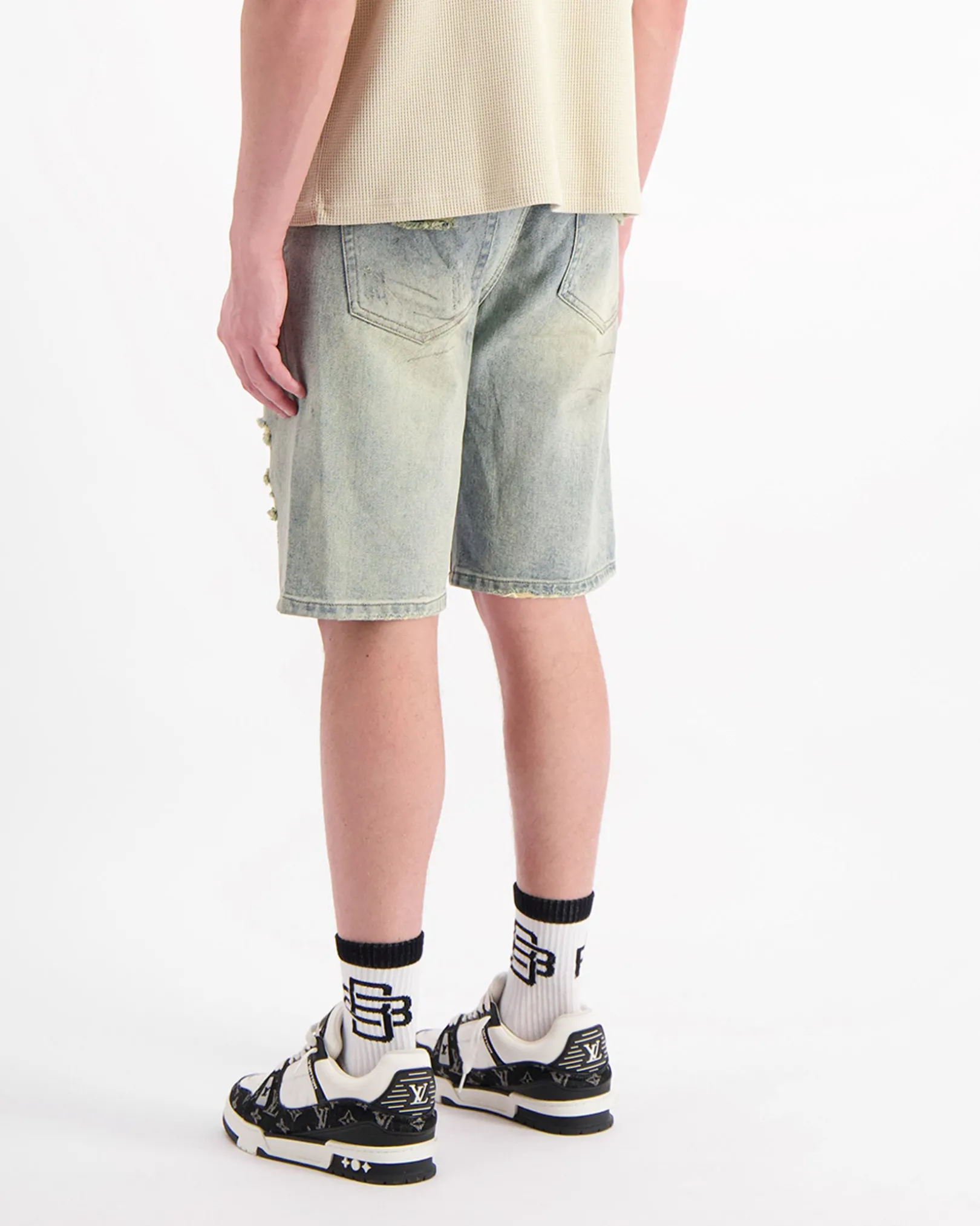 DISTRESSED DENIM SHORTS | Lichtblauw