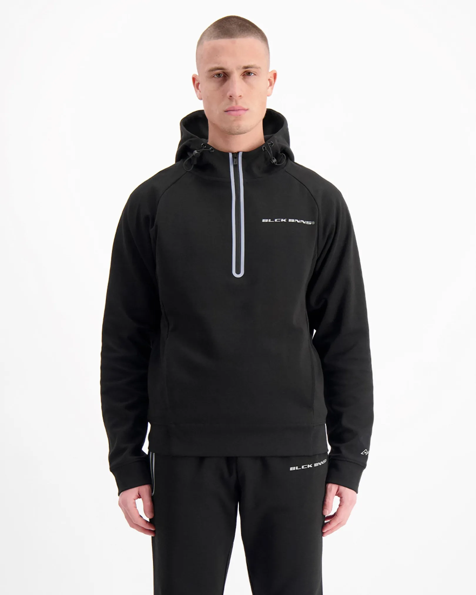 INITIAL TECH HOODIE | Zwart