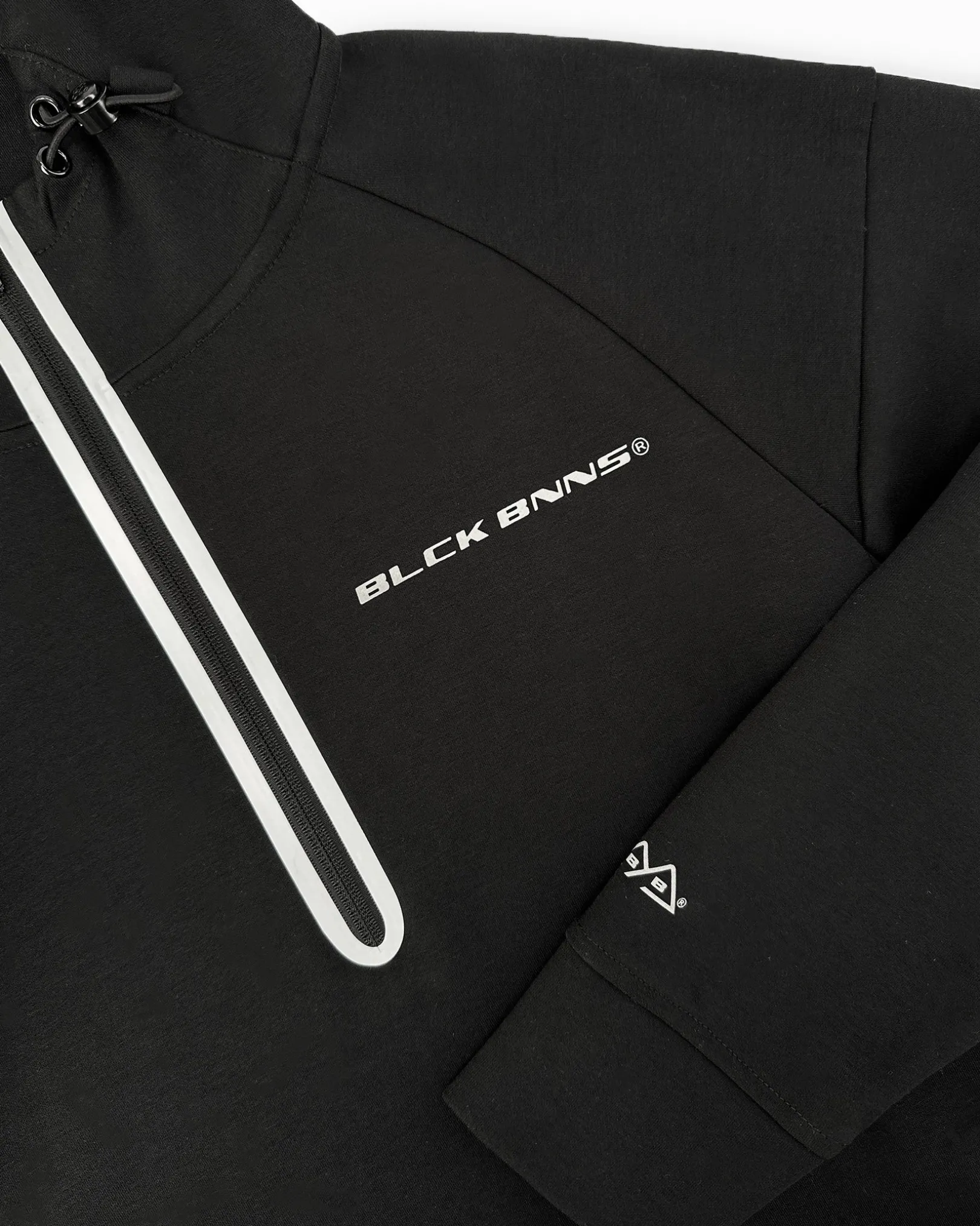 INITIAL TECH HOODIE | Zwart
