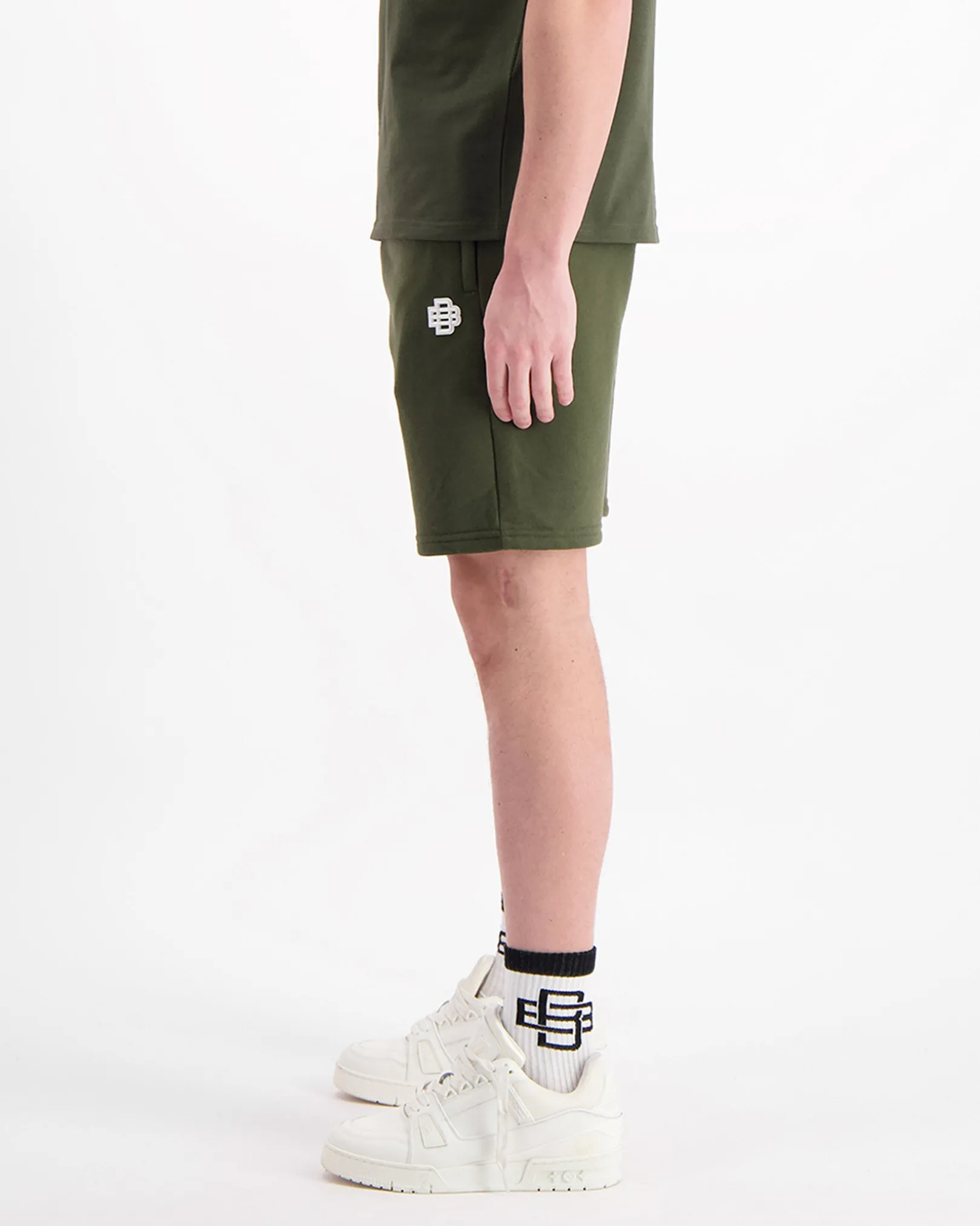 MONO RELAX SWEATSHORTS | Groen