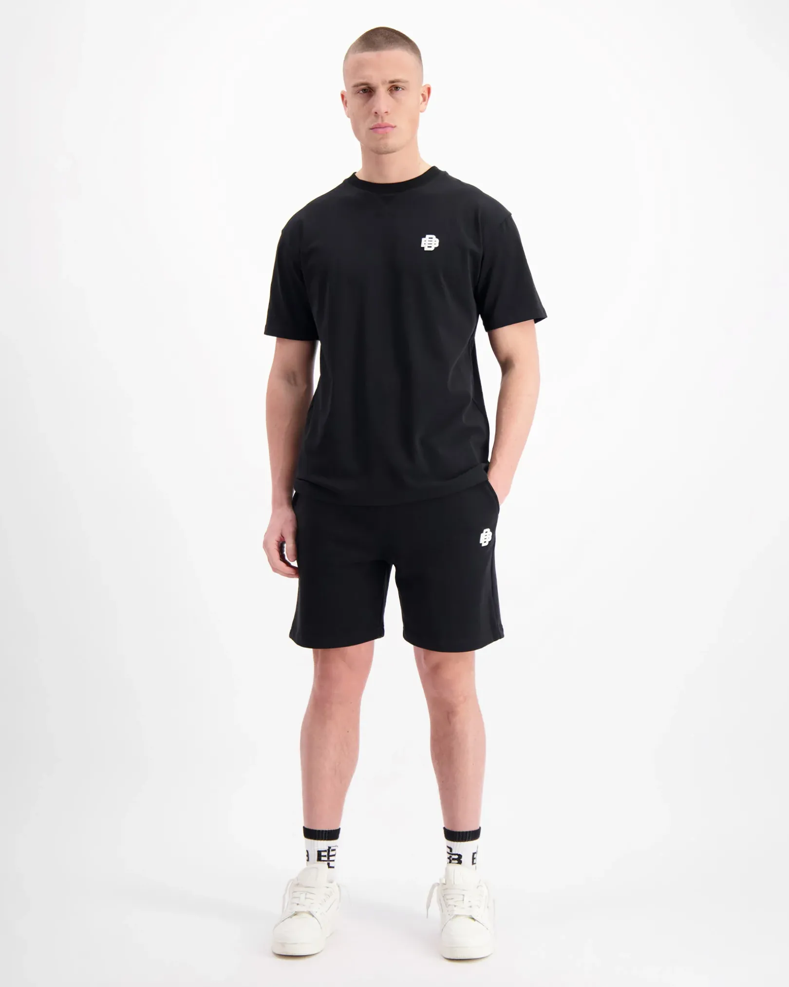 MONO RELAX T-SHIRT | Zwart