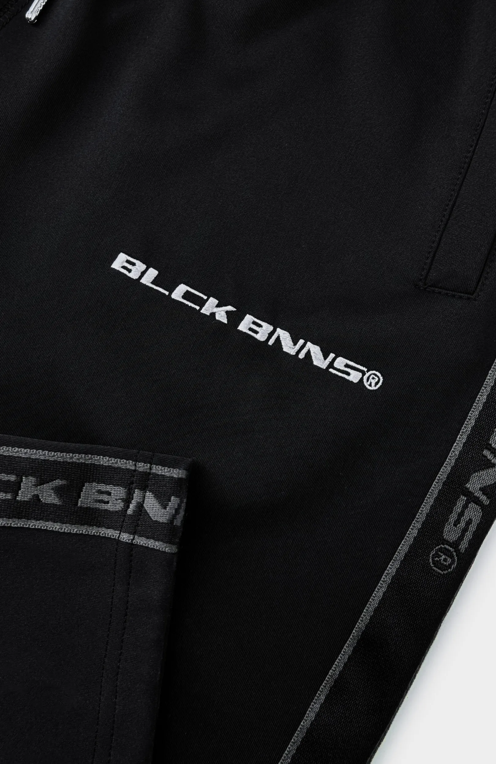 TAPED INITIAL TRACKPANTS | Zwart