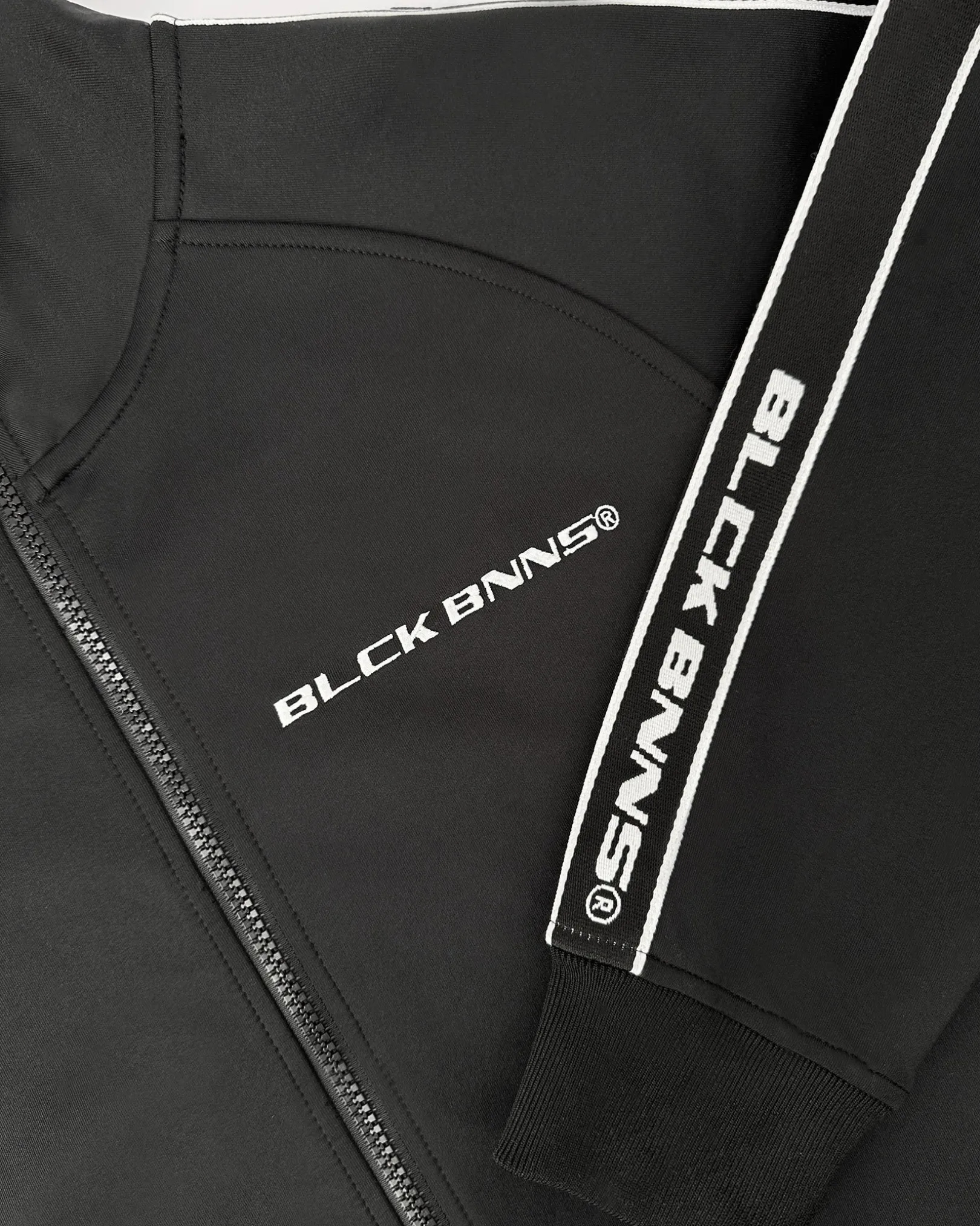 TAPED TRACKTOP | Zwart